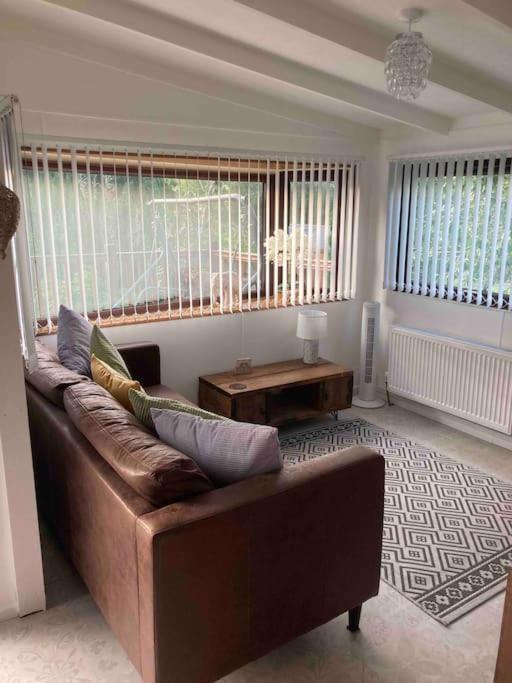 Cwtch Cymru Lodge 7F Caer Beris Holiday Lodge Park 빌스웰즈 외부 사진