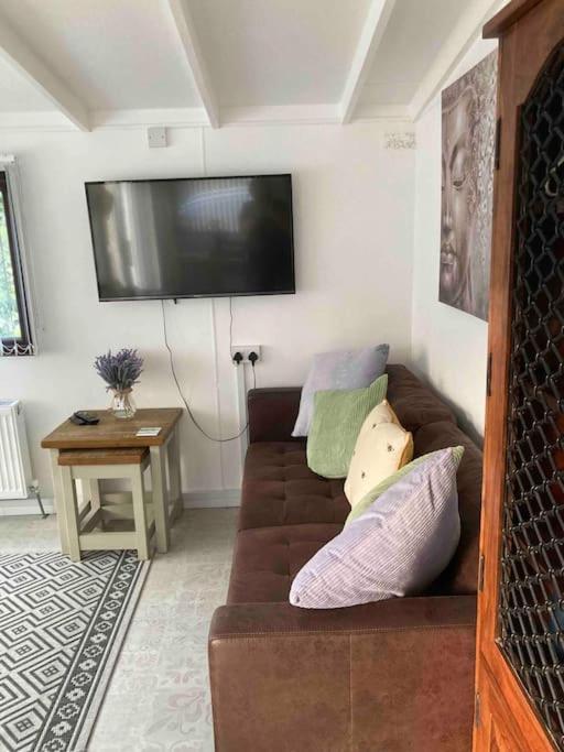 Cwtch Cymru Lodge 7F Caer Beris Holiday Lodge Park 빌스웰즈 외부 사진